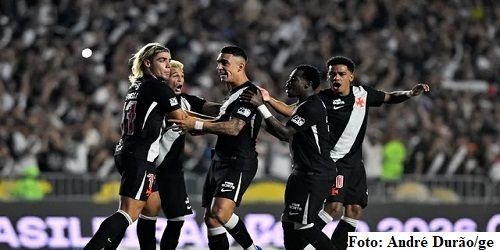 VASCÃO VENCE O SÃO PAULO DE VIRADA EM SÃO JANUÁRIO: 2 A 1