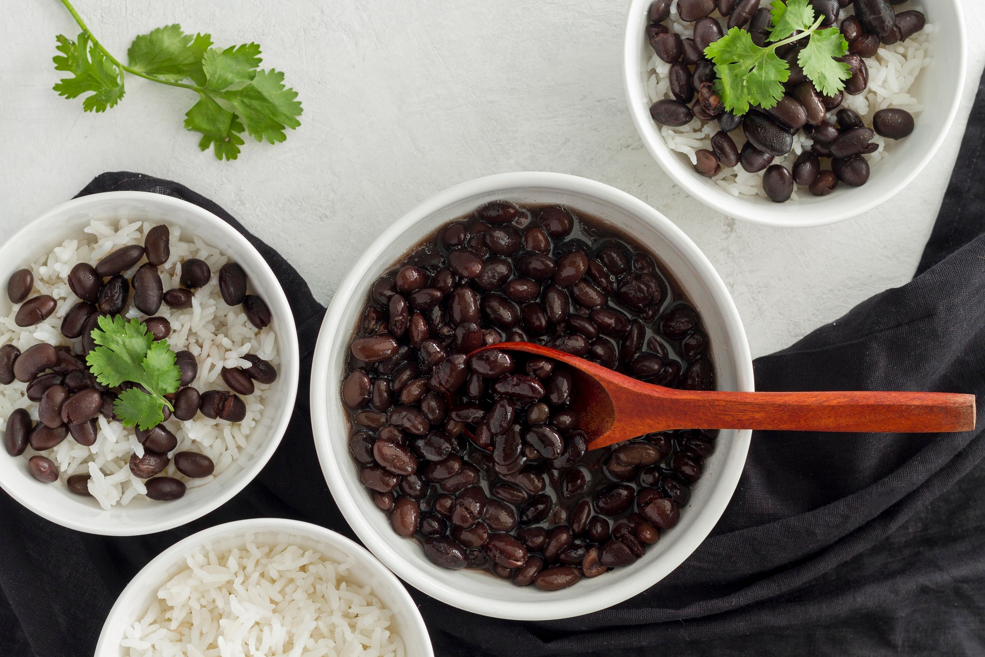 Nutrição Infantil: Desmistificando Dietas da Moda com Arroz e Feijão