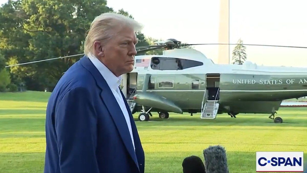 Trump afirma que Irã aceitou entregar urânio enriquecido