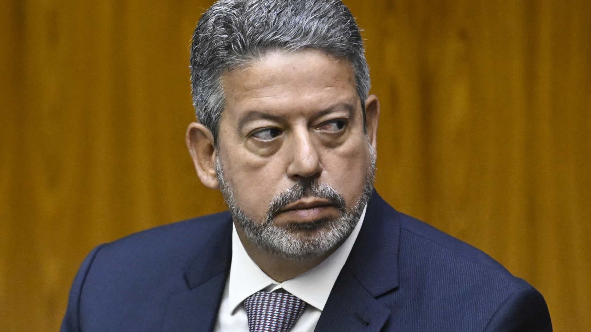 Justiça do DF decide nesta 4ª se reportagem sobre Lira será mantida ou derrubada