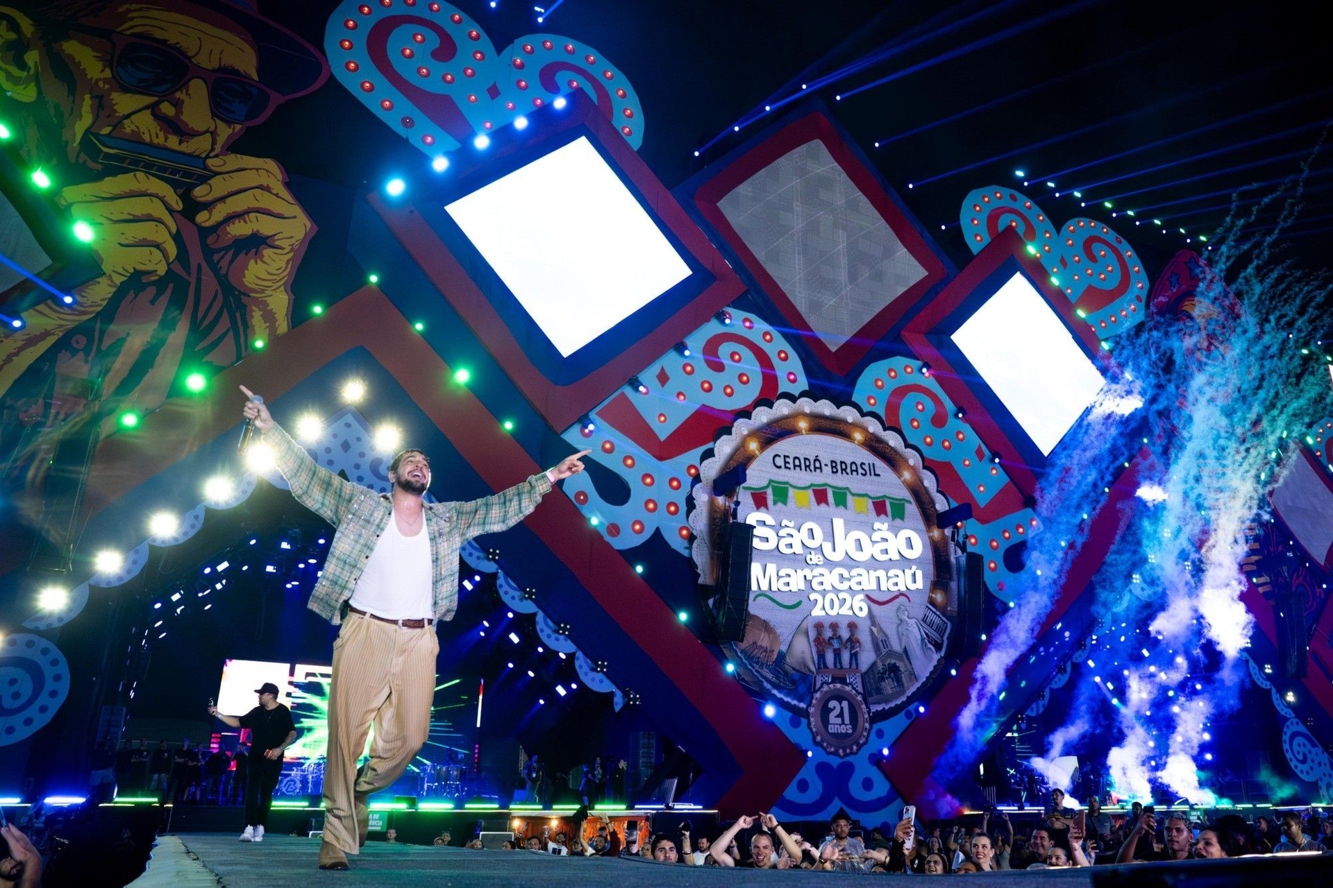 Nattan brilha em novo show no São João de Maracanaú
