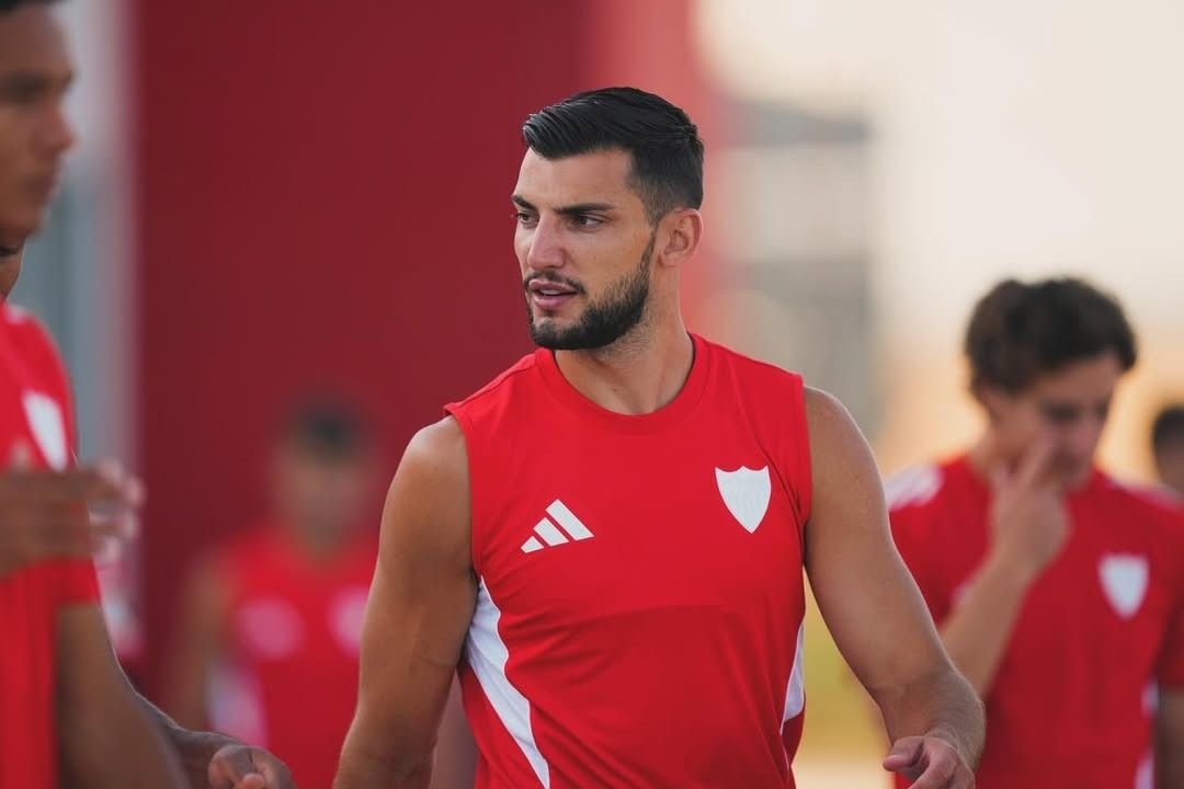 Rafa Mir: jogador condenado a oito anos de prisão na Espanha