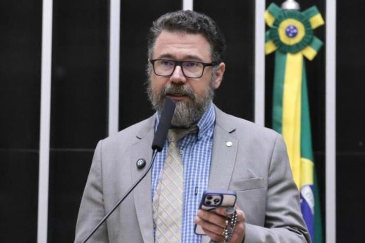 Conselho de Ética sugere suspensão de deputados da Câmara