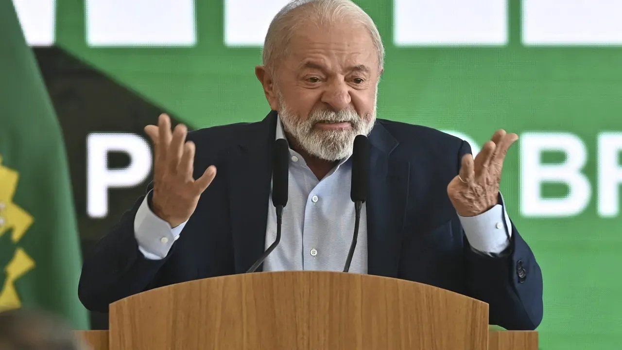 Lula lidera em todos os cenários das eleições 2026