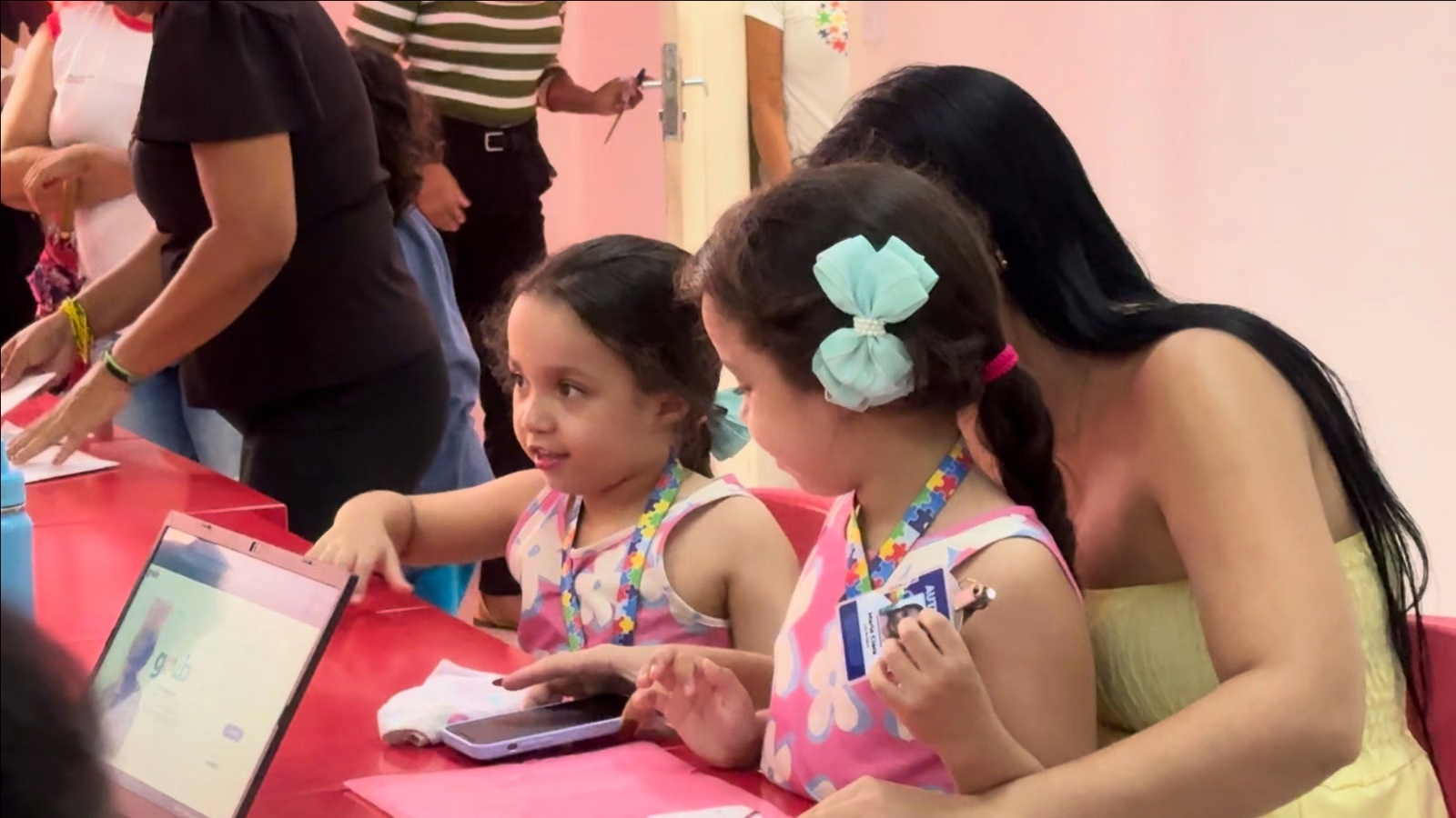 Programação especial marca o mês de conscientização do Autismo