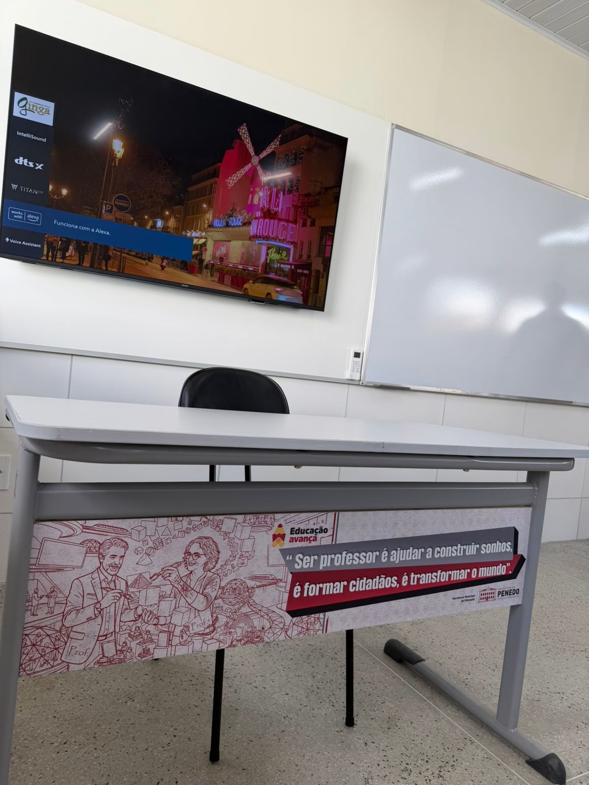 Penedo padroniza salas de aula com tecnologia e conforto