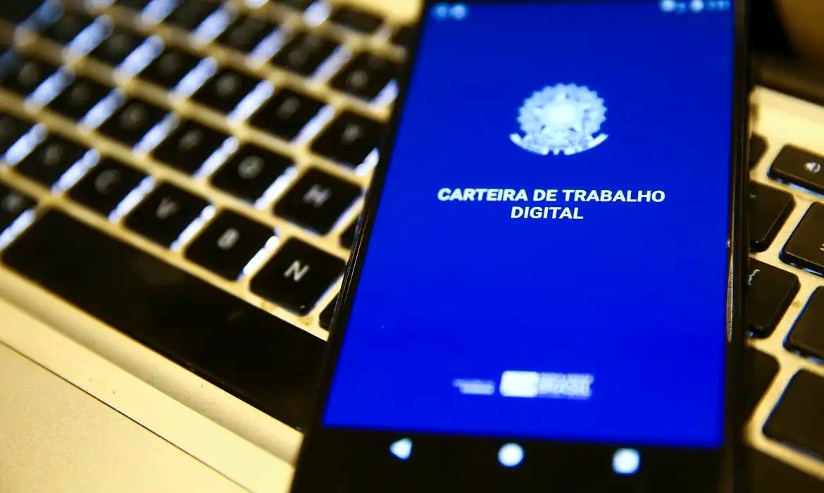 Oferta de mais de 600 vagas de emprego em Sergipe