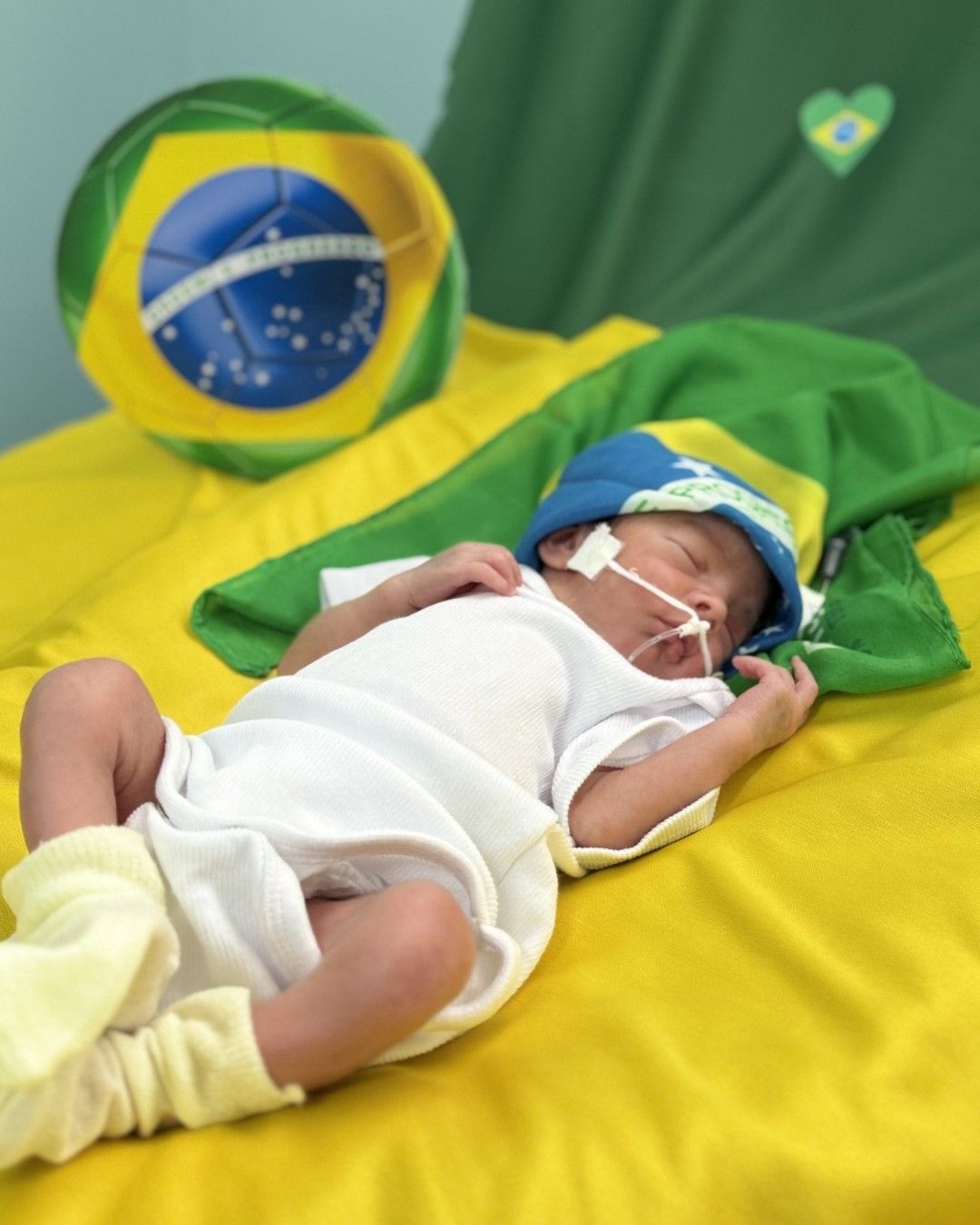 Bebês internados na Santa Casa de Sobral fazem ensaio fotográfico especial