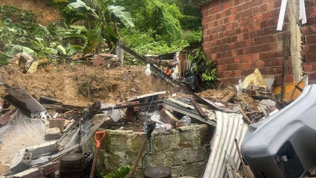 Desastre das Chuvas no Nordeste Deixa Mais de 2 Mil Desalojados