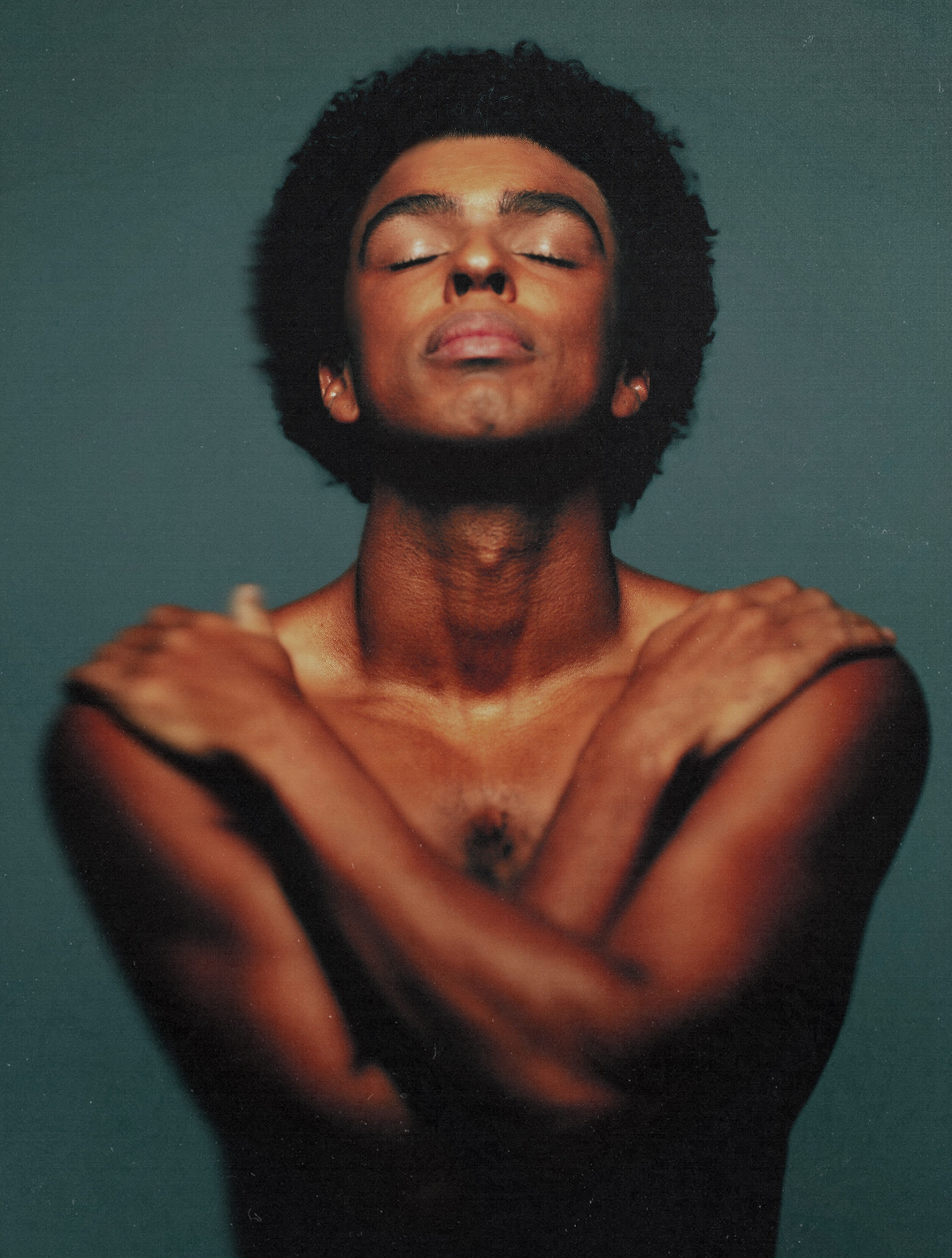 Gui Ventura interpreta Gilberto Gil em musical com Miguel Falabella