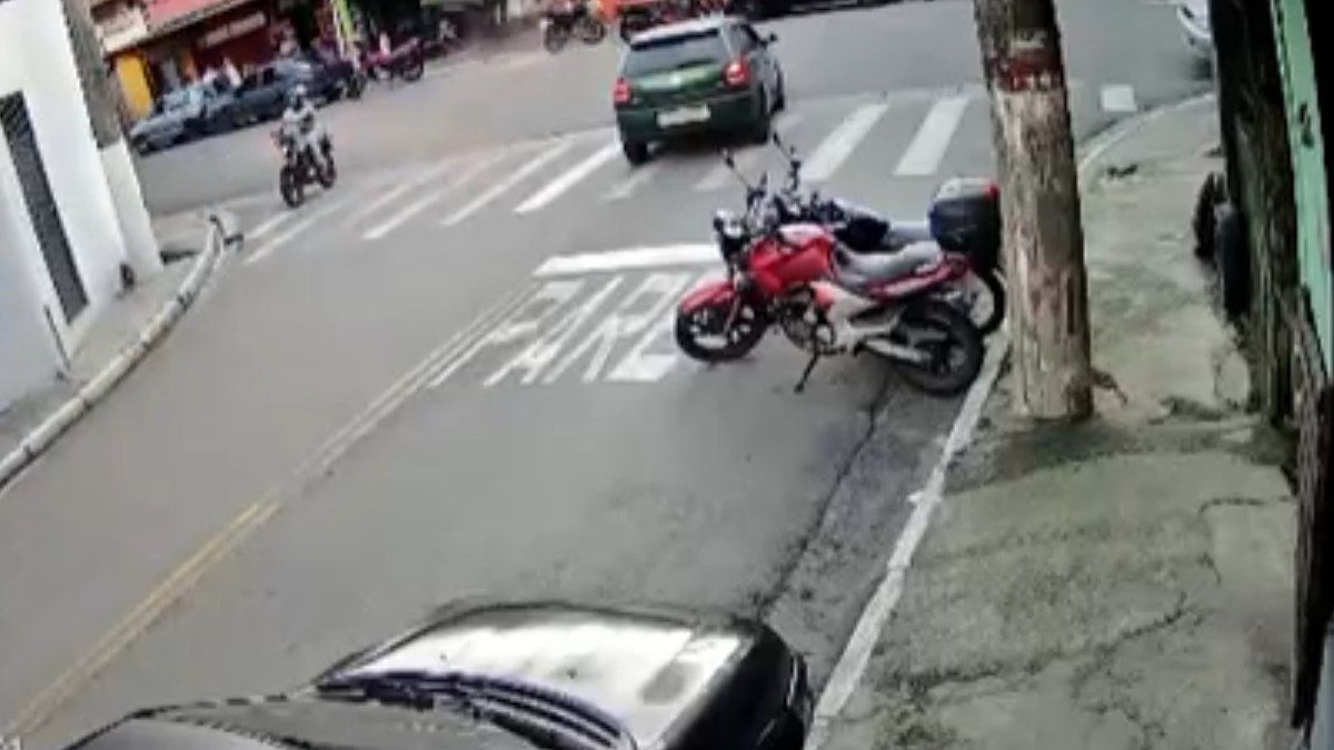 Motorista atropela e mata duas crianças em Diadema