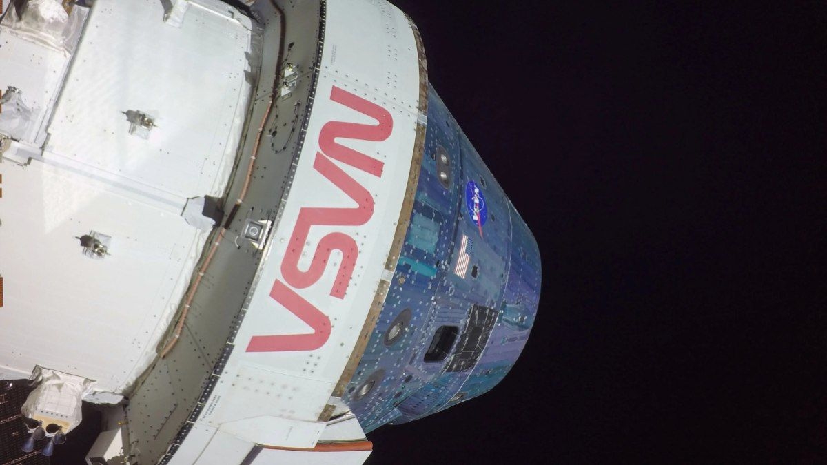 Cápsula Orion se desprende e retorna à Terra