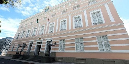 Deputados de Alagoas analisam imitar governo do estado com 5% de reajuste para servidores da ALE e do TCE