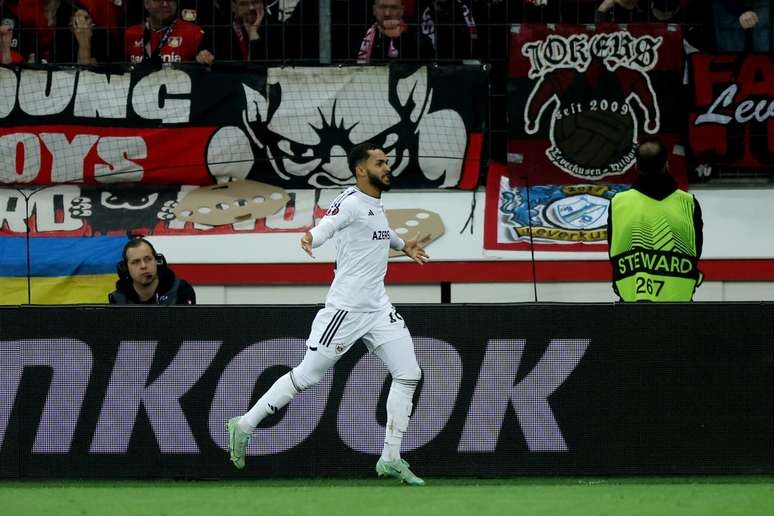 Flamengo encaminha contratação de Juninho, destaque do Qarabag