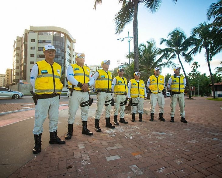 Golpe em farmácia: dupla é presa após ficar o pagamento da entrega, em Maceió