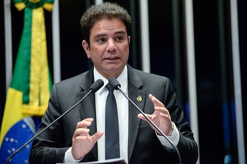 Ex-governador do Acre é condenado a 25 anos de prisão