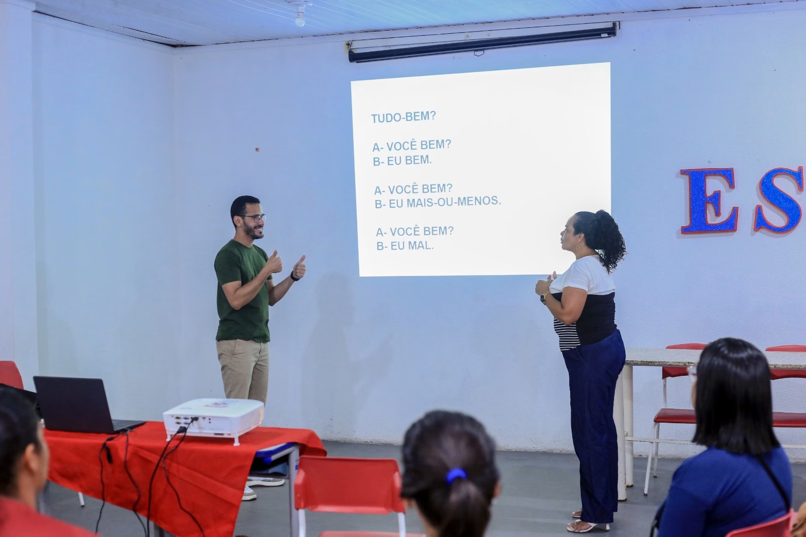 Educação Especial em Penedo ganha curso de Libras