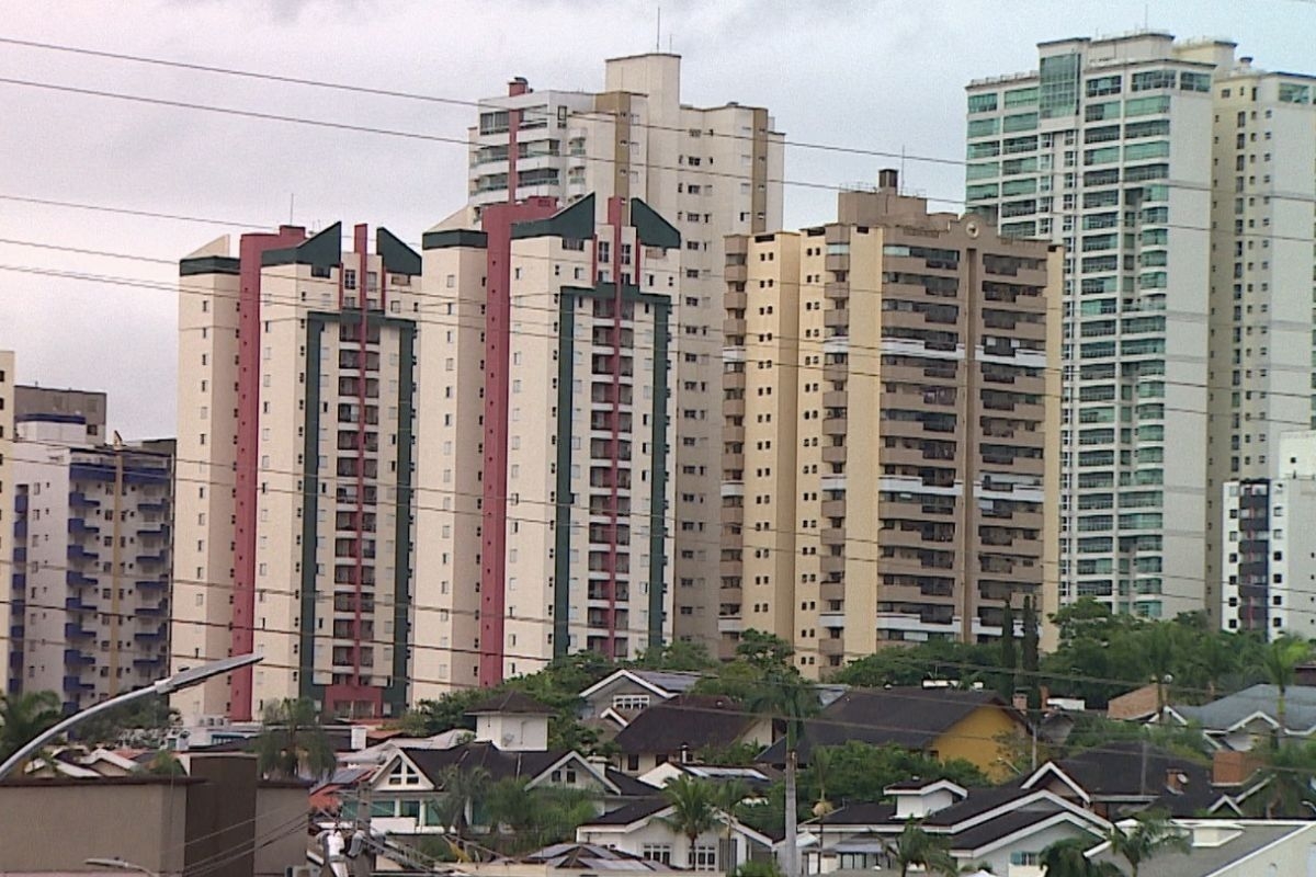 Decisão do STJ sobre Airbnb em condomínios requer aprovação de moradores