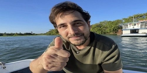 Além do Sobrenome, uma história e curriculo