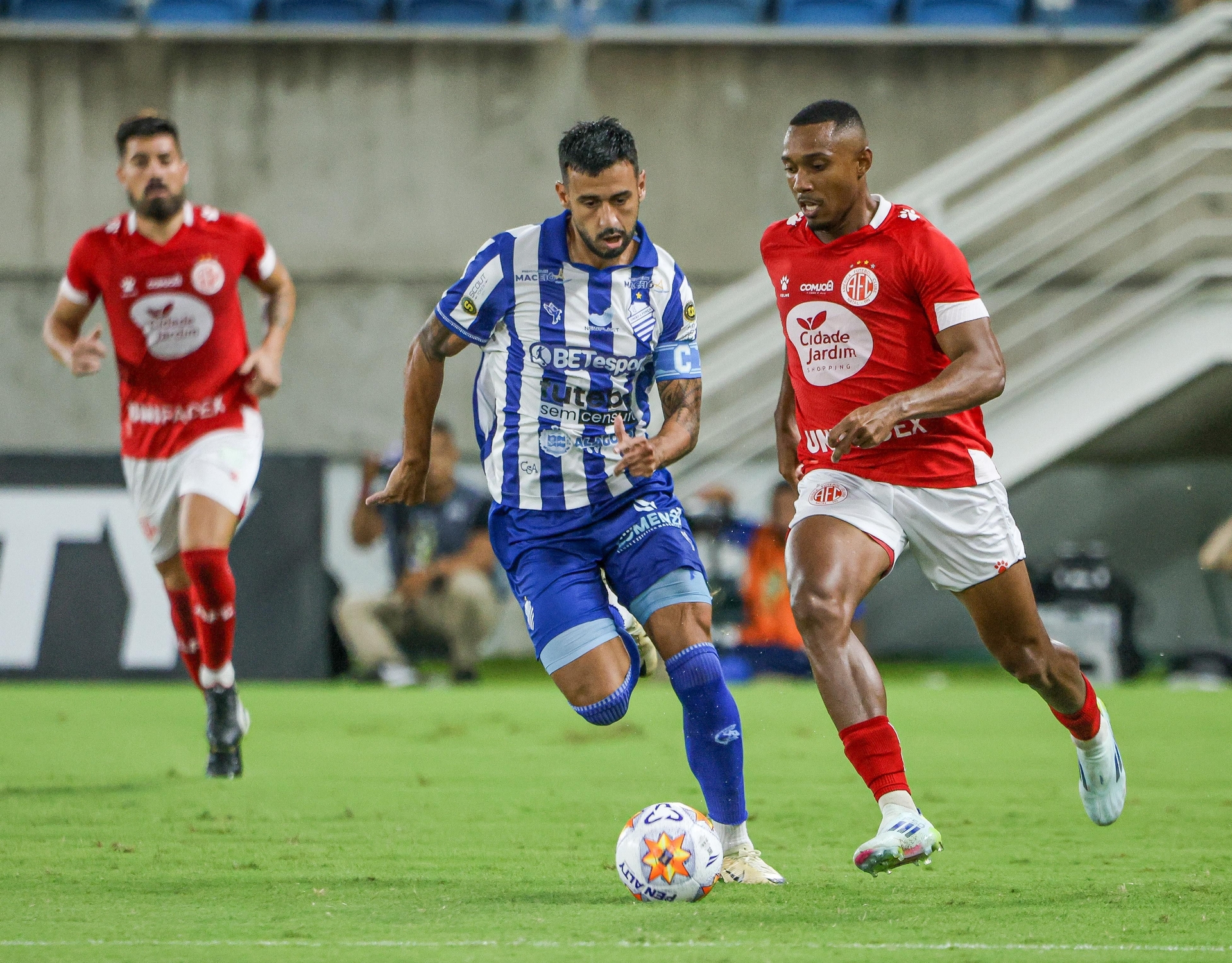 Carlos Bonatelli fala sobre possível retorno de Camacho ao CSA