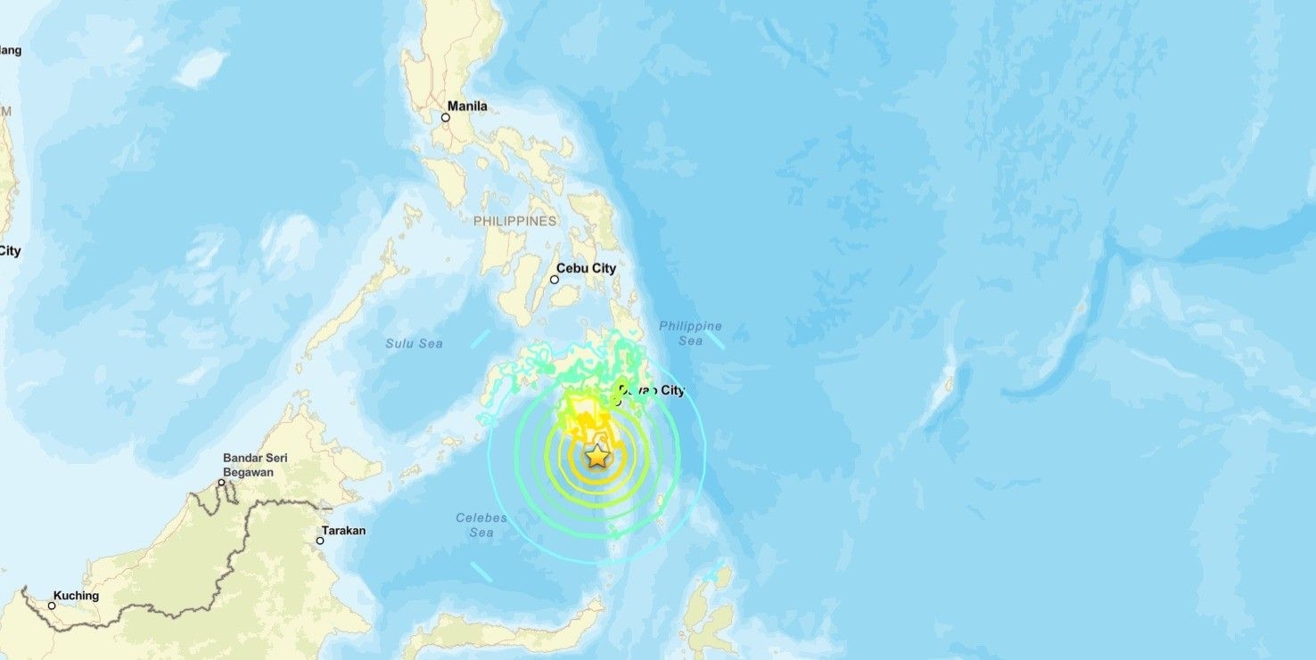 Terremoto de 7,8 atinge a costa sul das Filipinas