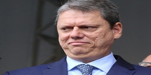 Governador de São Paulo mergulha na vala comum da maioria dos políticos brasileiros