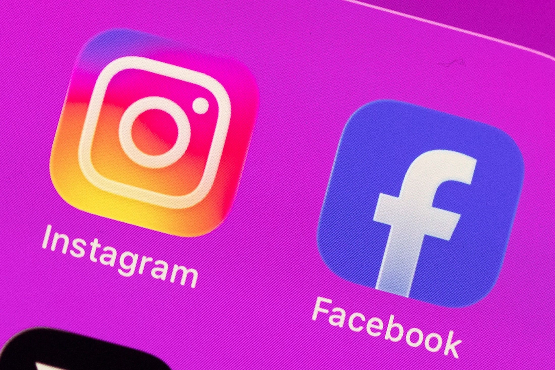 Gigantes das redes sociais acordam pagar US$ 27 milhões