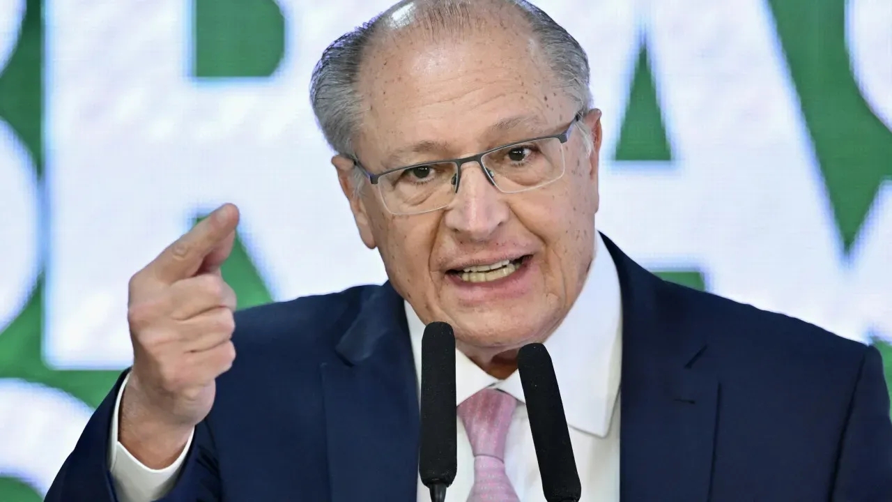 Alckmin defende investigação rigorosa sobre o Banco Master