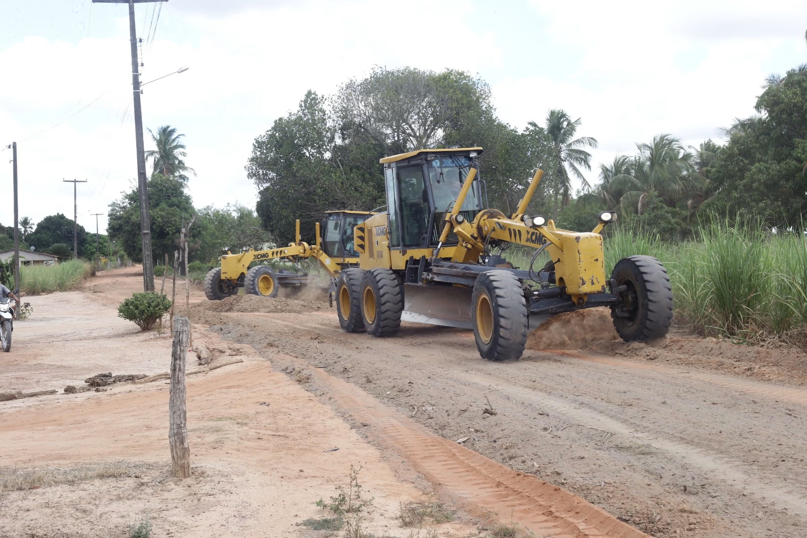 Penedo regulariza estradas de acesso aos povoados
