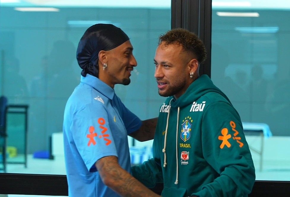Clima tranquilo na seleção após lesão de Neymar