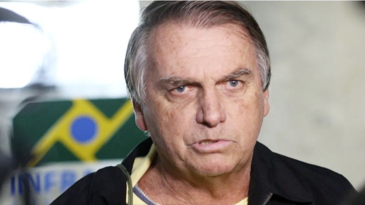 Estado de saúde de Bolsonaro preocupa família e médicos