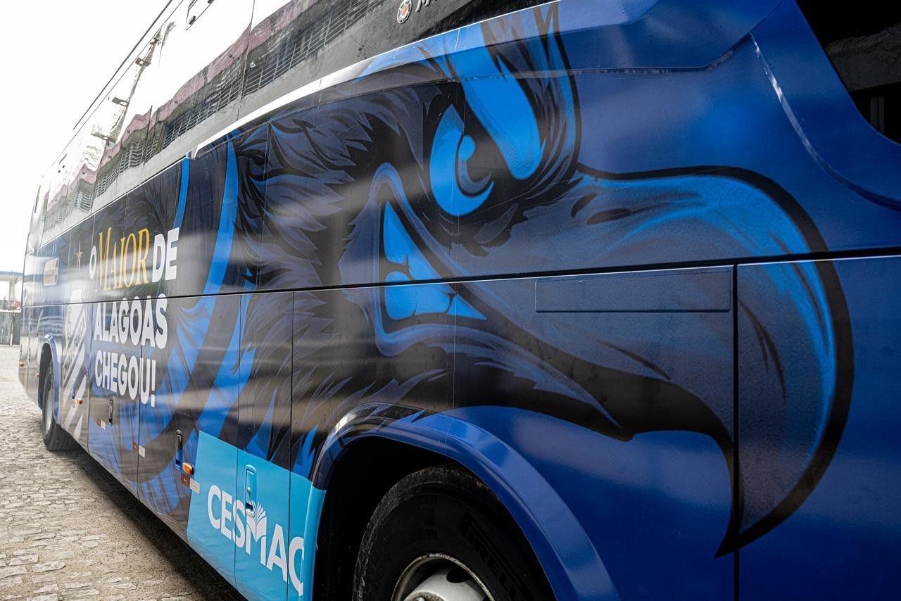 CSA revela nova plotagem do ônibus em Maceió