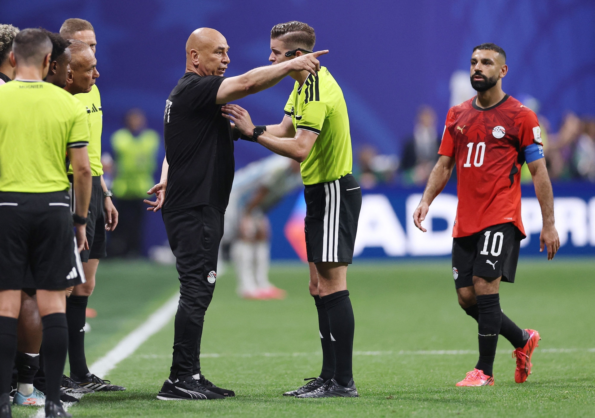 Egito denuncia arbitragem à Fifa após eliminação na Copa do Mundo