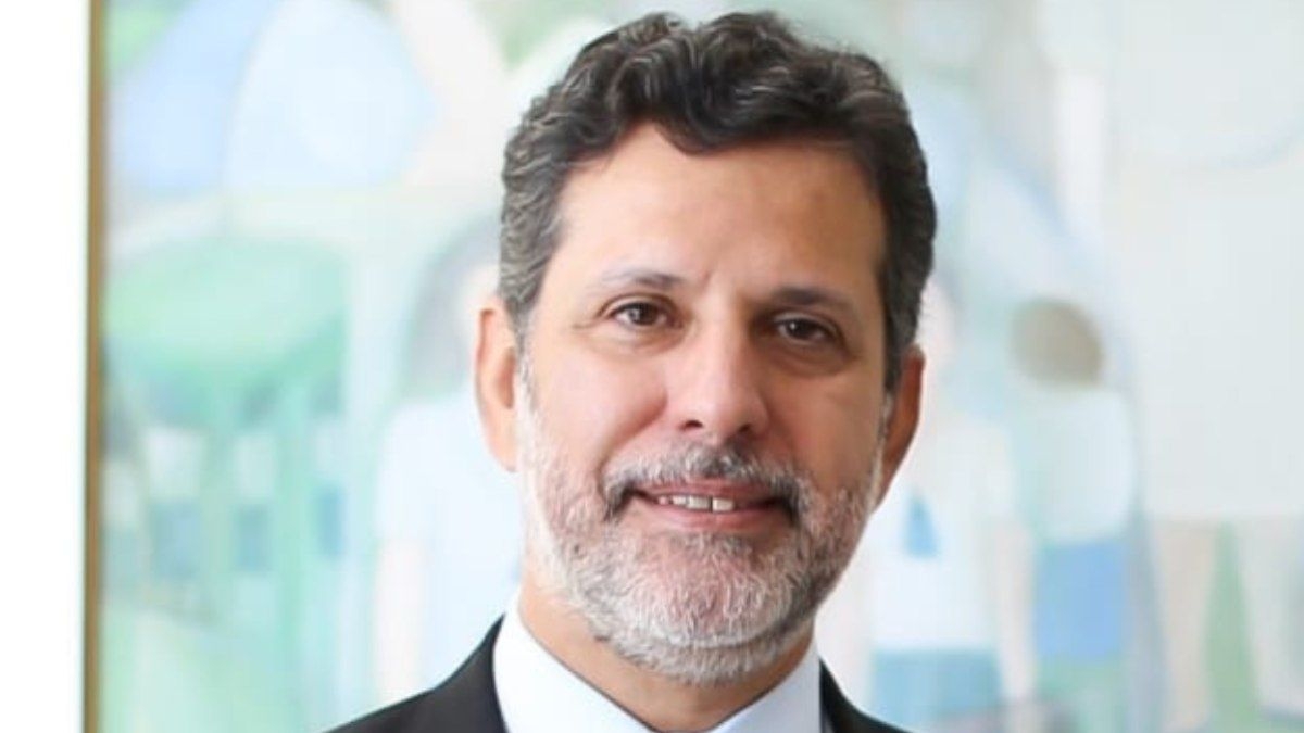 Lula nomeia Leonardo Barchini como novo ministro da Educação
