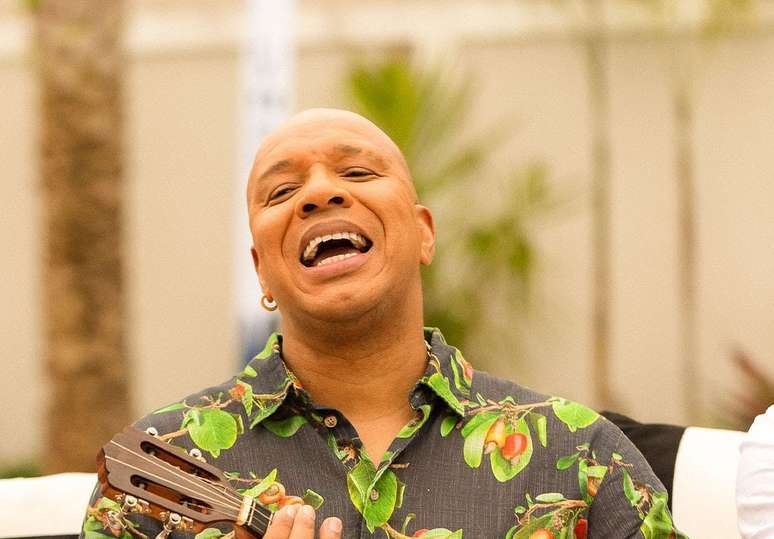 Primogênito de Anderson Leonardo critica fofocas após a morte do pai: 'Nojo'